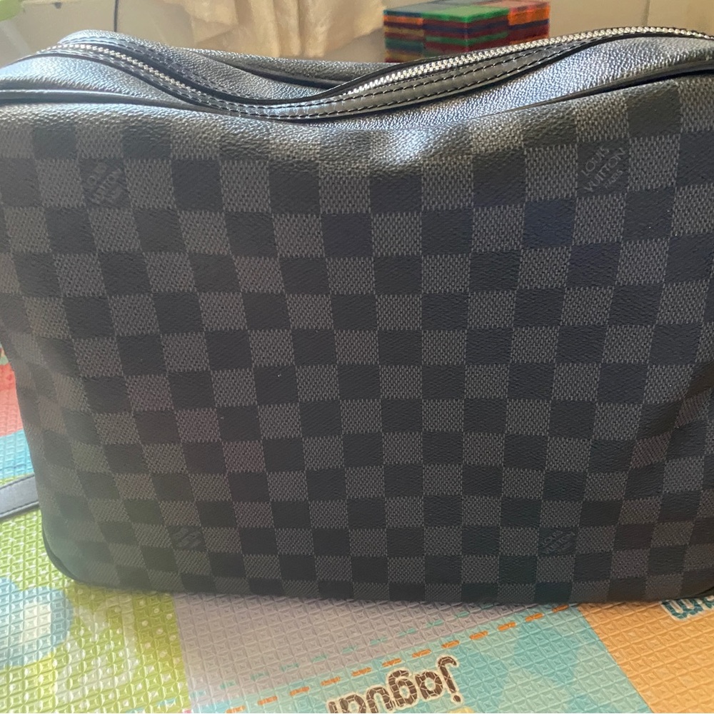 louis vuitton men crossboby messenger bag - Picture 3 of 6